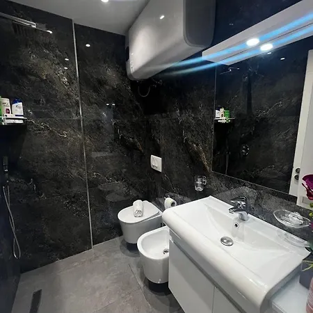 아파트 Coastal Deluxe Durrës