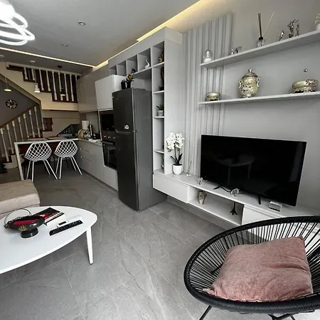 Coastal Deluxe Apartment Durres